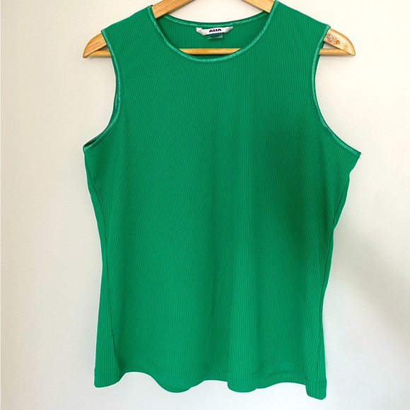 Green Alia top - Picture 2 of 2